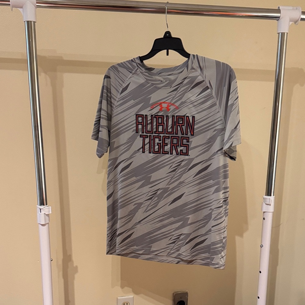 Under Armour Gray Camouflage Boy’s Tee C1K